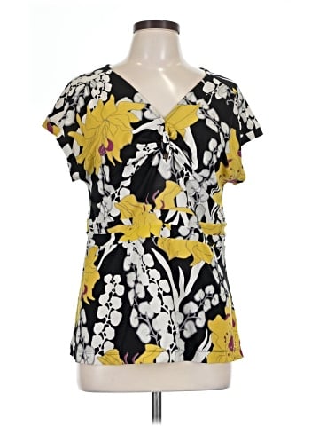Violet & Claire Short Sleeve Blouse (view 1)