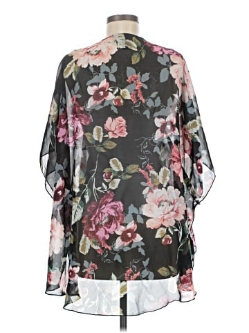 Polly & Esther Kimono (view 2)