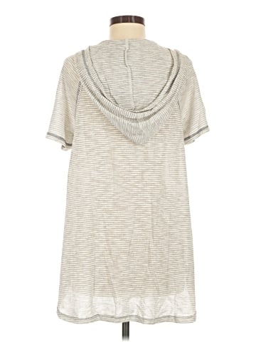 Young Essence Short Sleeve T-Shirt (view 2)