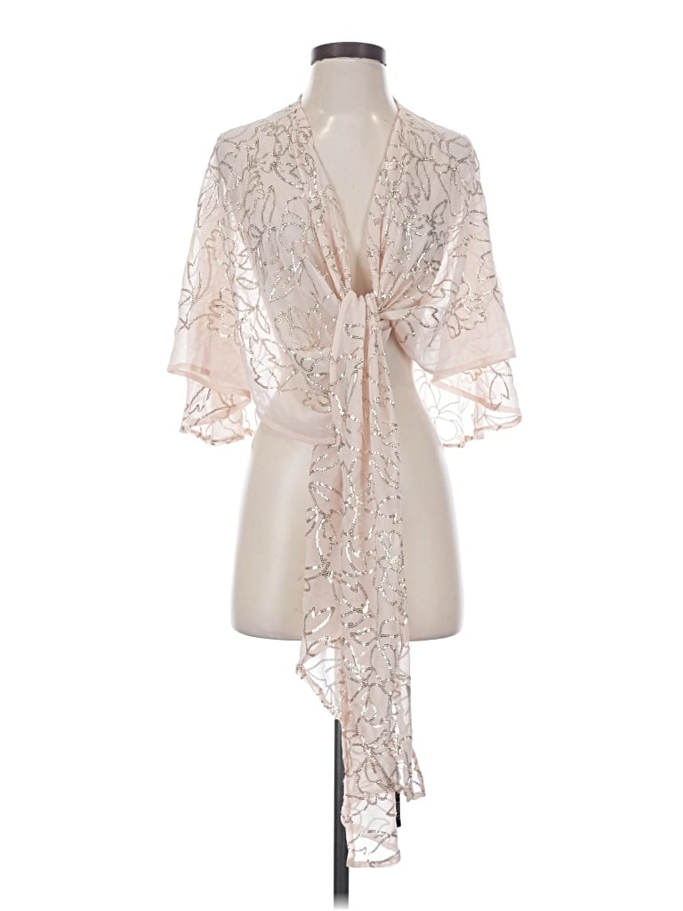 Pre-owned Charming Charlie Wrap In Pink