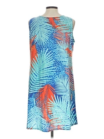 Hearts of Palm Woman Casual Dress (view 2)