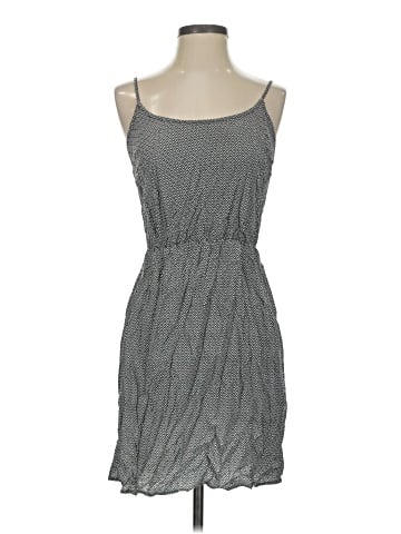 Old Navy Casual Dress (view 1)