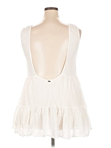 O'Neill Sleeveless Blouse (view 2)