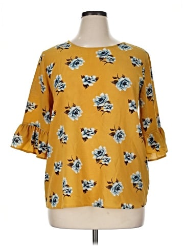 Xhilaration 3/4 Sleeve Blouse (view 1)