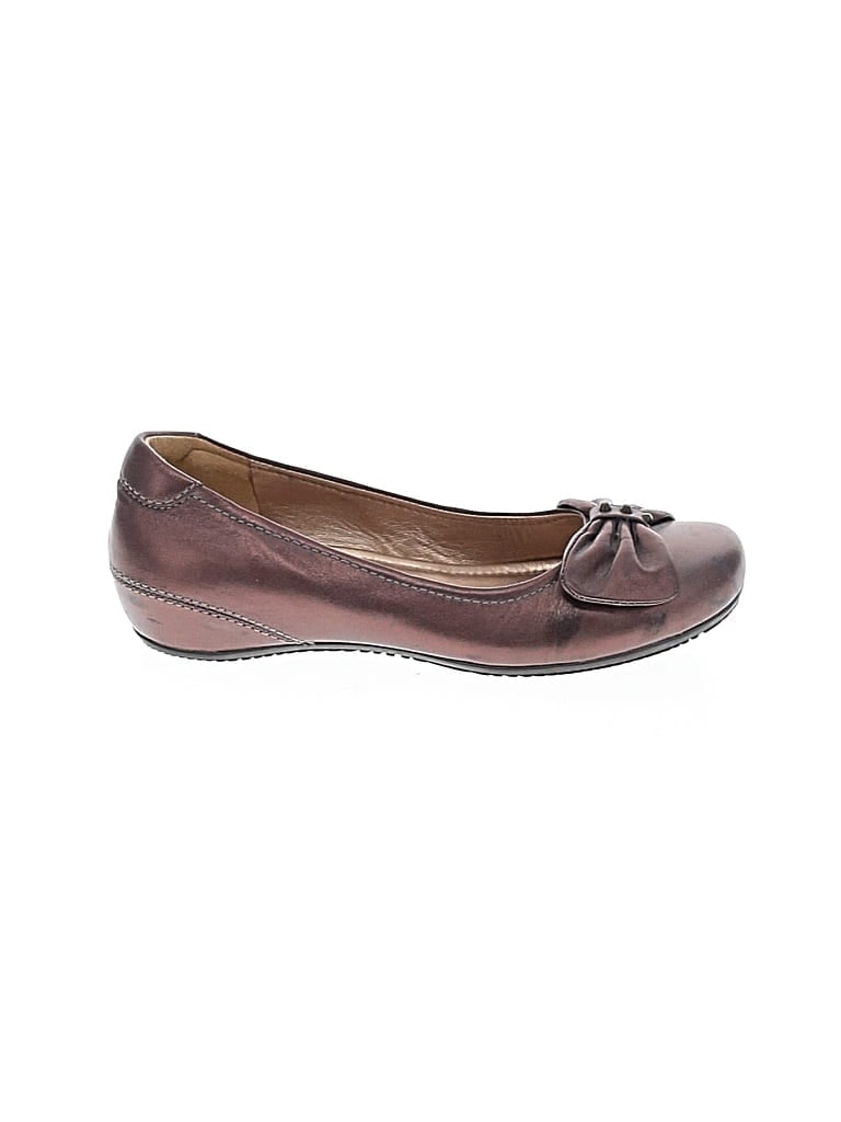 Pre-owned Ecco Flats In Brown