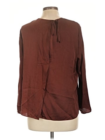 Vince. 3/4 Sleeve Top (view 2)