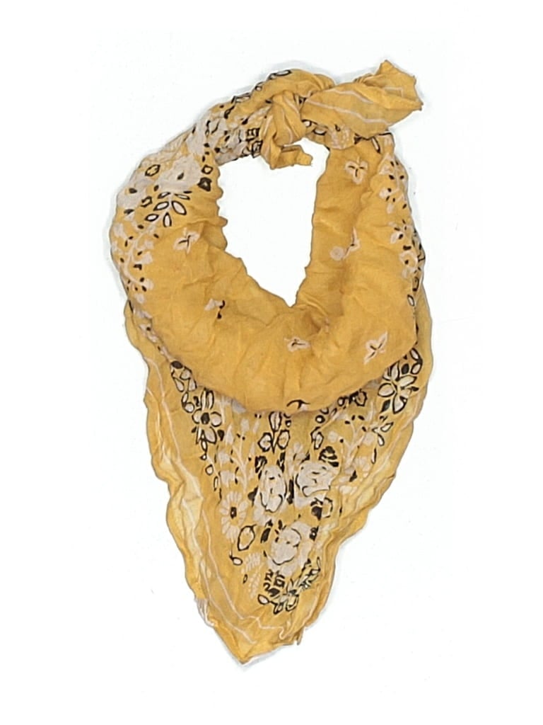 Pre-owned Chan Luu Scarf In Yellow