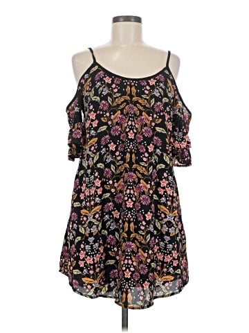 Xhilaration Casual Dress (view 1)