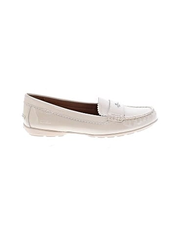 Coach Flats (view 1)