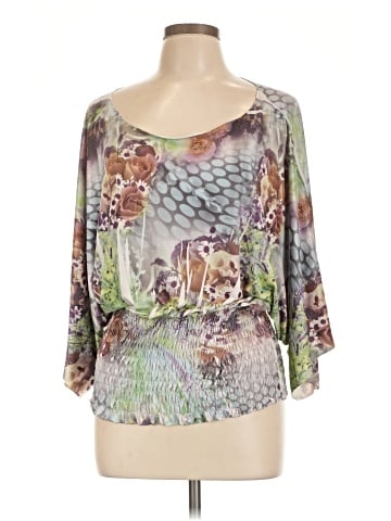 Simply Irresistible 3/4 Sleeve Top (view 1)