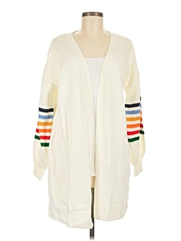 Dokotoo Cardigan (view 1)