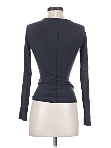 Everlane Long Sleeve T-Shirt (view 2)