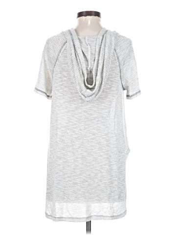 Young Essence Short Sleeve T-Shirt (view 2)