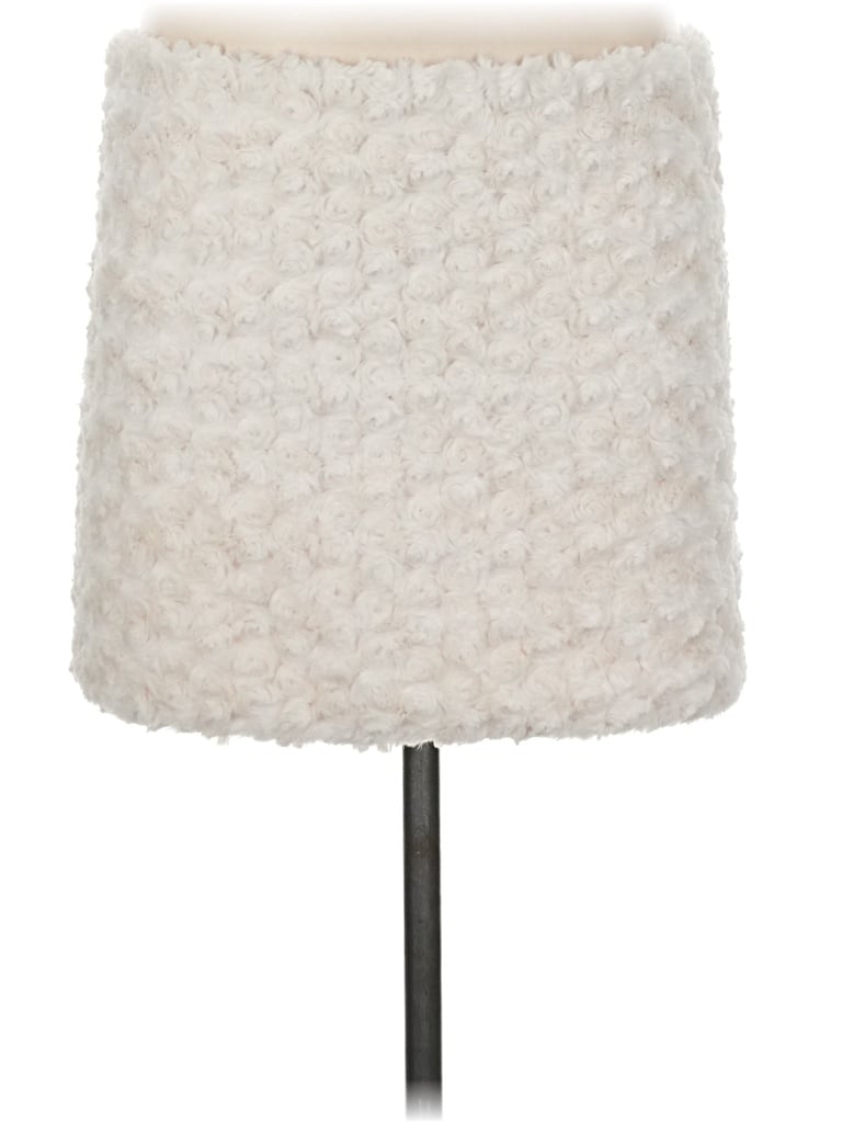 Pre-owned Jaclyn Smith Casual Skirt In Ivory
