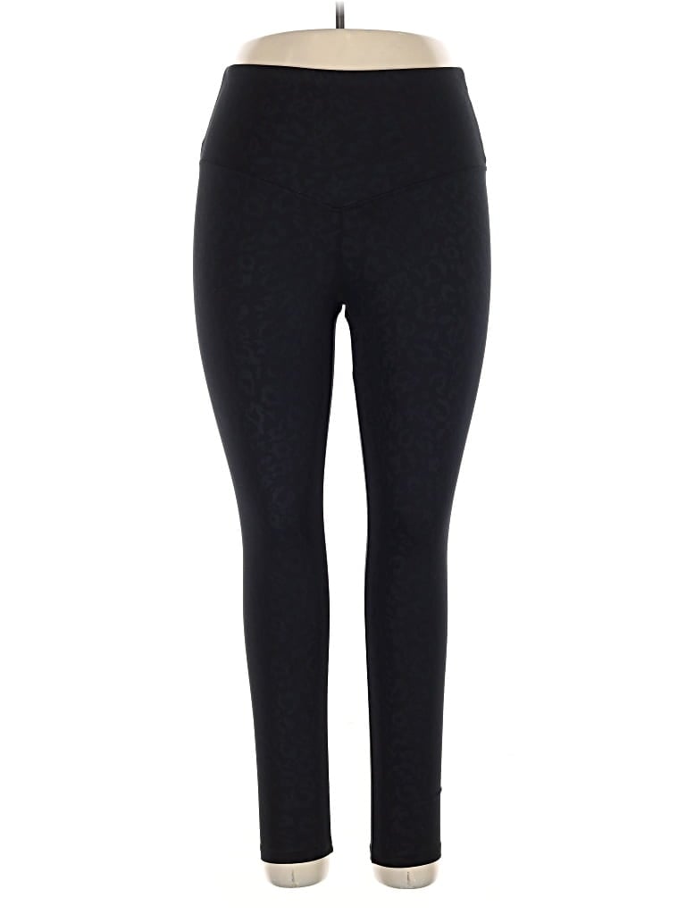 Pre-owned Marika Active Pants In Black