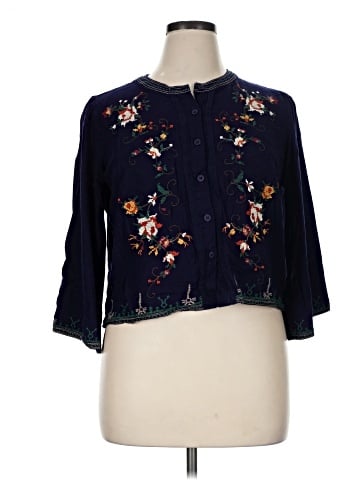 Solitaire 3/4 Sleeve Blouse (view 1)