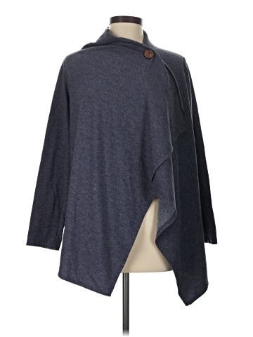 Bobeau Poncho (view 1)