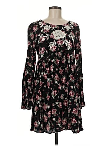 Xhilaration Casual Dress (view 1)