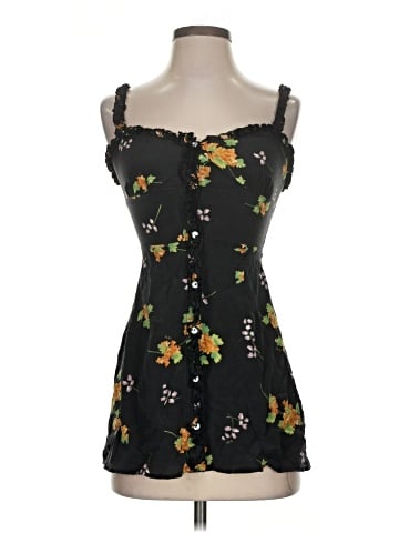 Réalisation Sleeveless Silk Top (view 1)