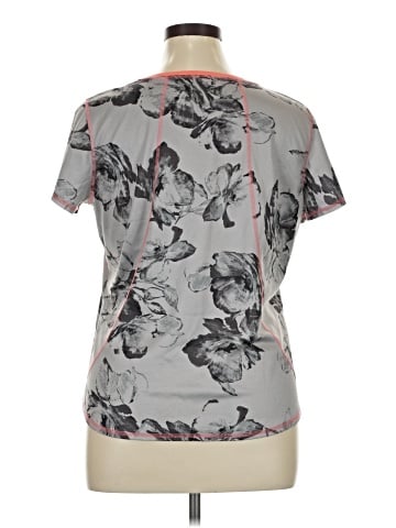 St. John's Bay Short Sleeve T-Shirt (view 2)