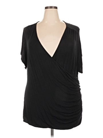 North Style Short Sleeve Top (view 1)