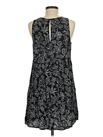 Old Navy Casual Dress (view 2)
