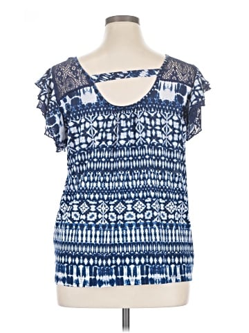 Bobbie Brooks Short Sleeve Top (view 2)