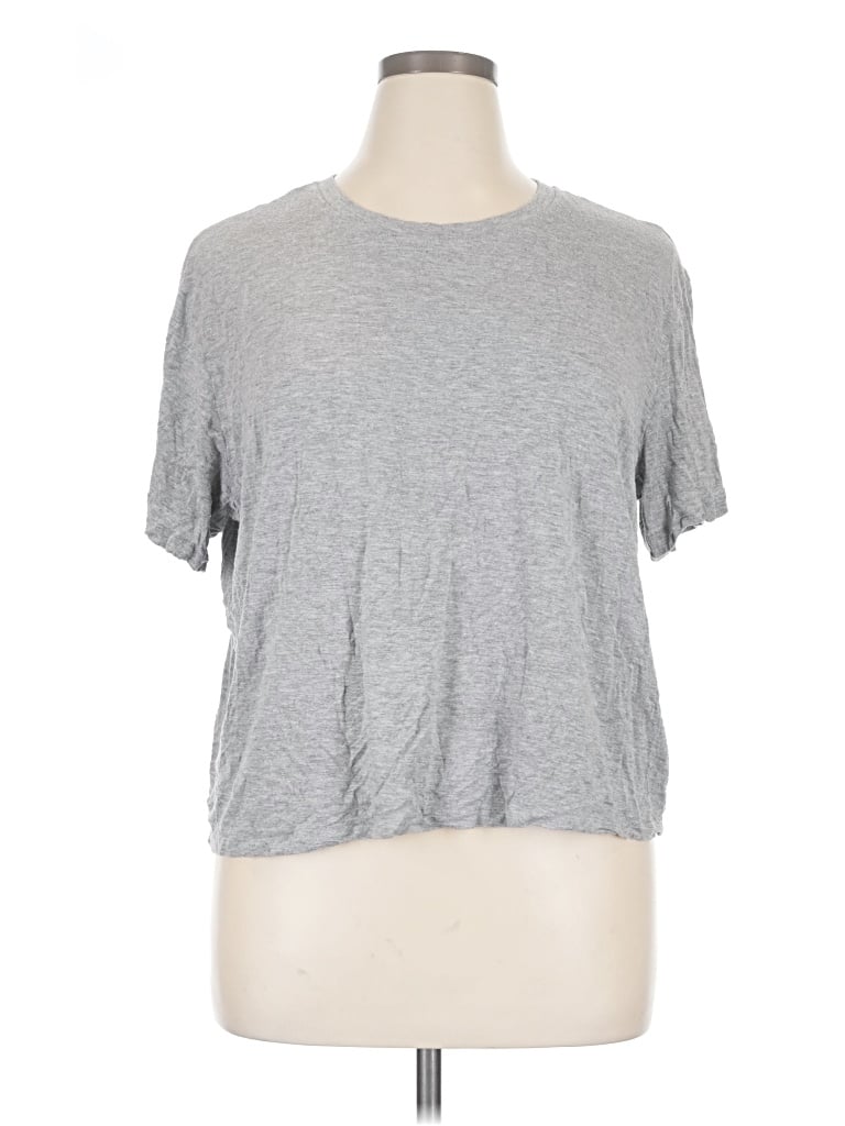 Pre-owned Honeydew Short Sleeve T-shirt In Gray