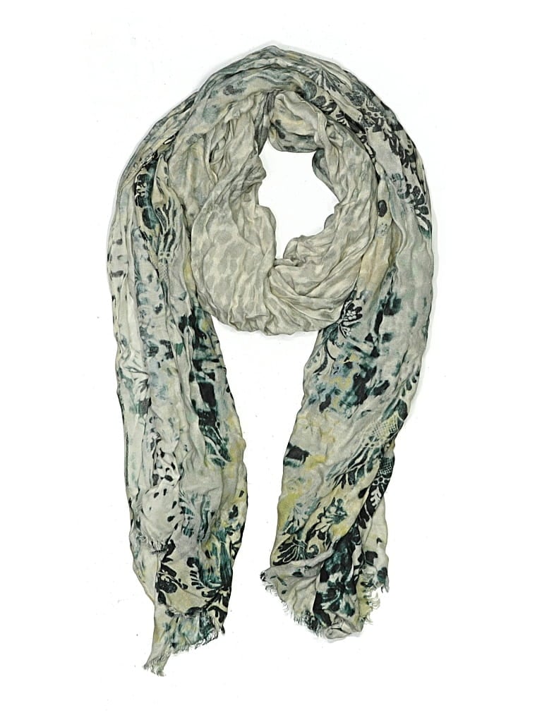 Pre-owned Chico's Scarf In Green