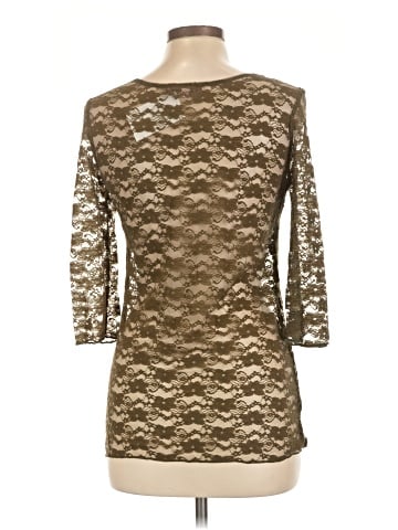 Young Essence 3/4 Sleeve Top (view 2)