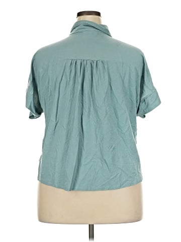 Studio B by BOBEAU Short Sleeve Blouse (view 2)