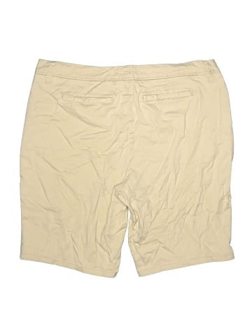 Liz Claiborne Khaki Shorts (view 2)
