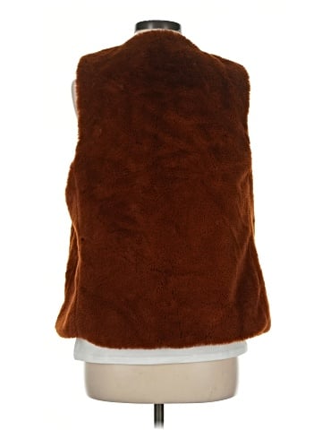 Stella & Dot Faux Fur Vest (view 2)
