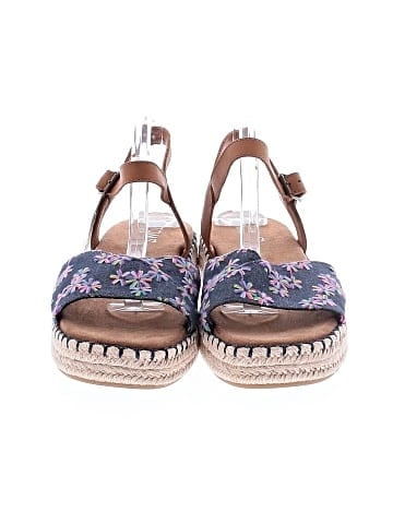TOMS Sandals (view 2)