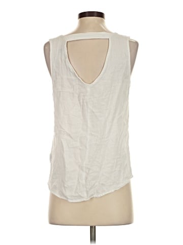 Harve Benard Sleeveless Blouse (view 2)