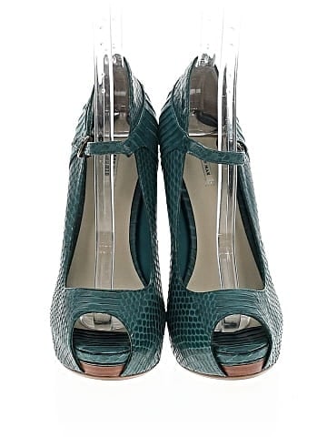 Leon Max Heels (view 2)