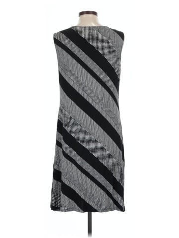 Croft & Barrow Casual Dress (view 2)