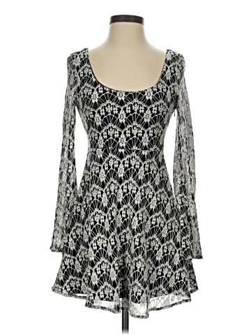 En Creme Cocktail Dress (view 1)