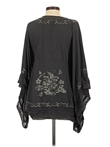 MONORENO 3/4 Sleeve Blouse (view 2)