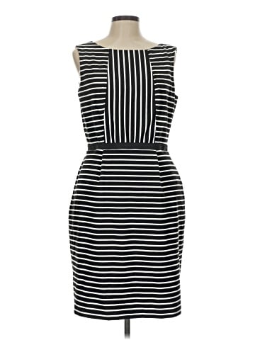 Ivy & Blu Casual Dress (view 1)