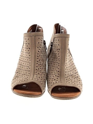 Cobb Hill Ankle Boots (view 2)