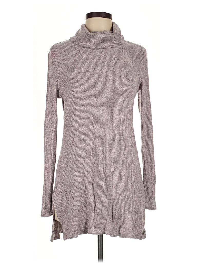 Pre-owned Natori Long Sleeve Turtleneck In Gray