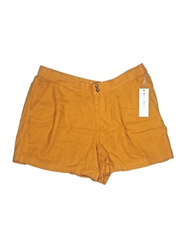 Liz Claiborne Cargo Shorts (view 1)