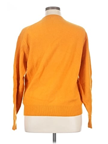 Uniqlo Wool Pullover Sweater (view 2)
