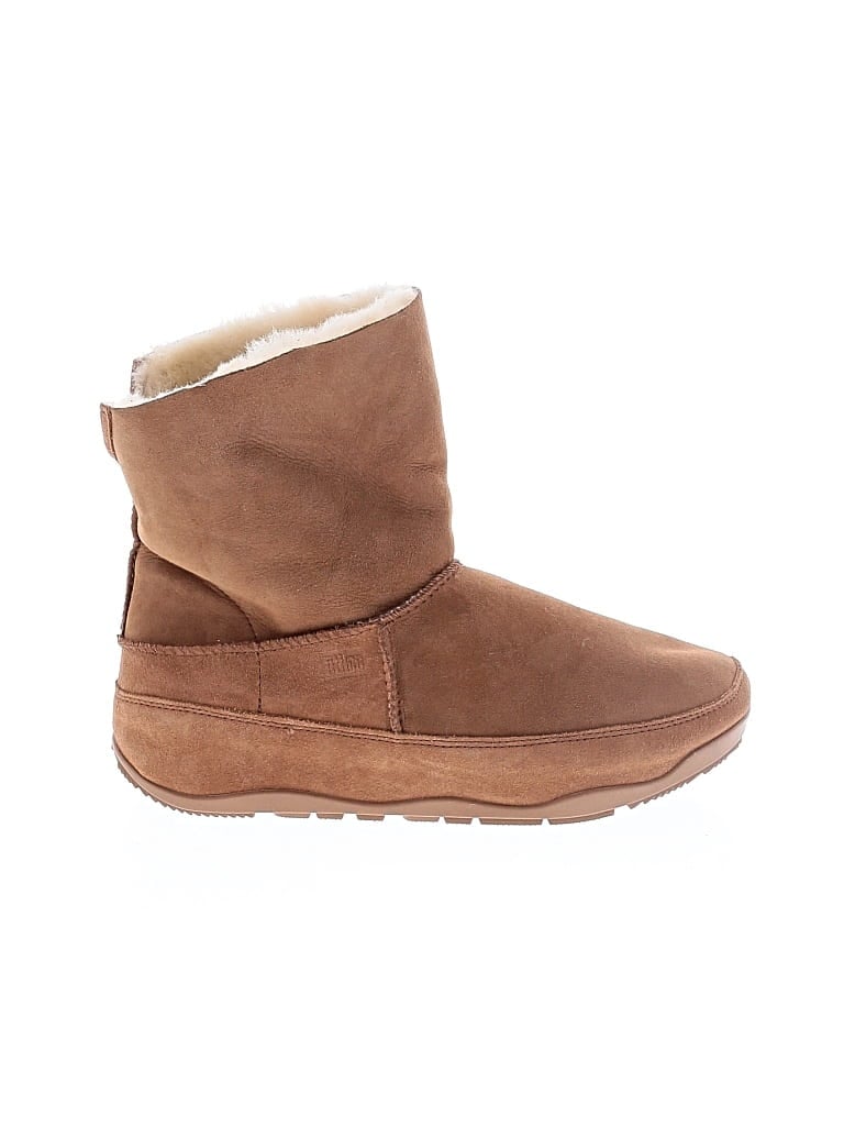 Pre-owned Fitflop Boots In Brown