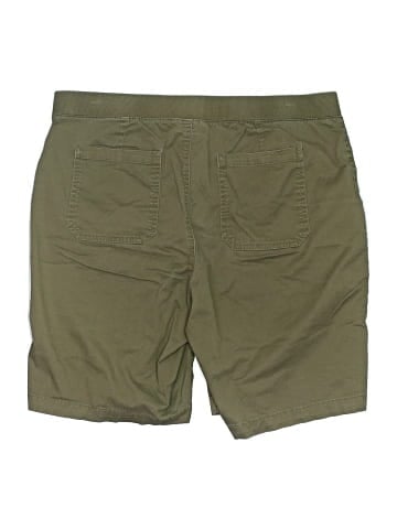 Karen Scott Cargo Shorts (view 2)