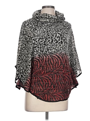 Alberto Makali Poncho (view 1)