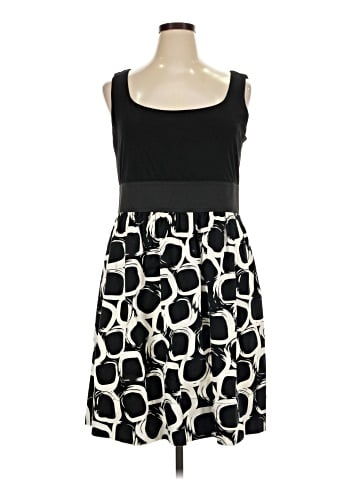 Signature by Robbie Bee Casual Dress (view 1)