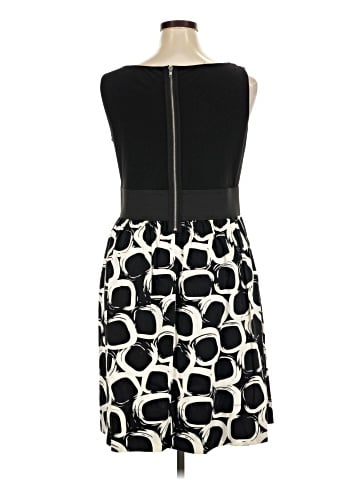 Signature by Robbie Bee Casual Dress (view 2)