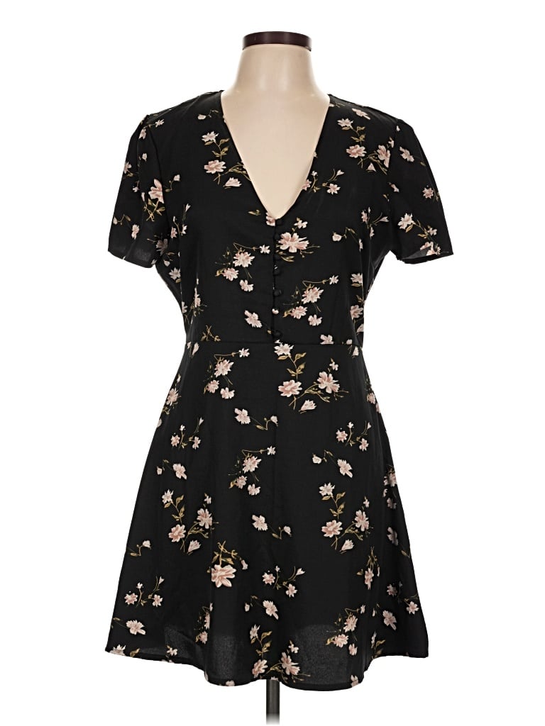 Pre-owned Missguided Casual Dress In Black